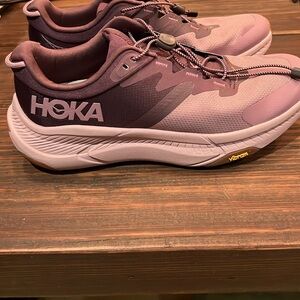 HOKA Transport - Size 9 - Purple